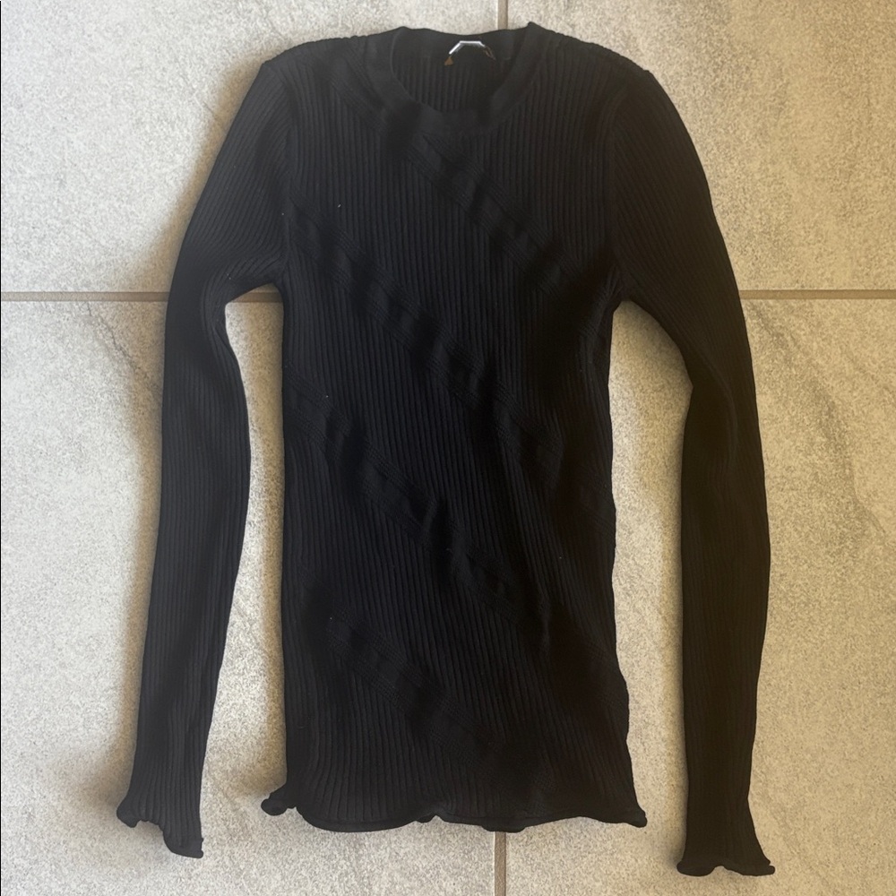 Louis Vuitton Black Ribbed uniform Top size small